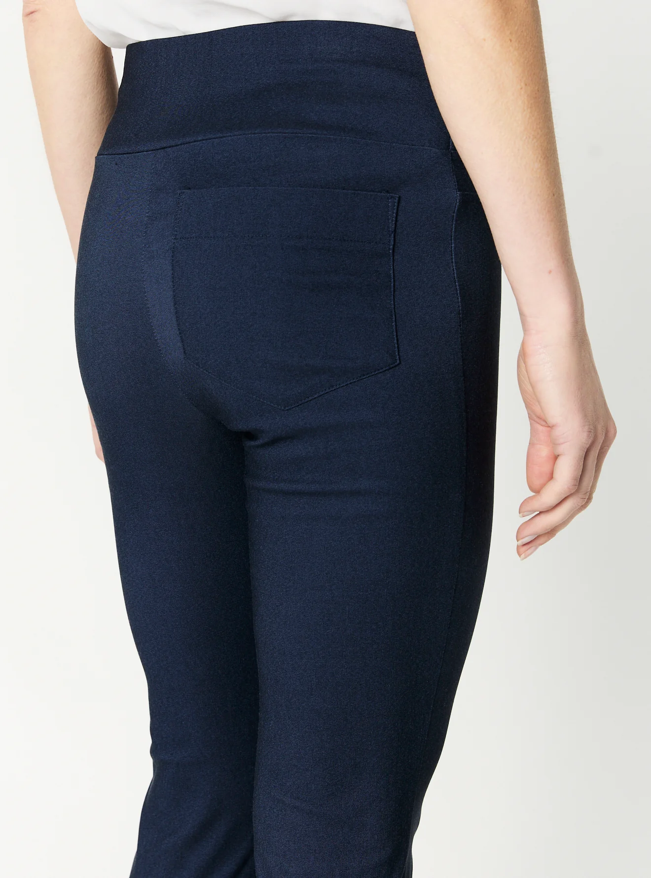 ALEX PANT - Image 7