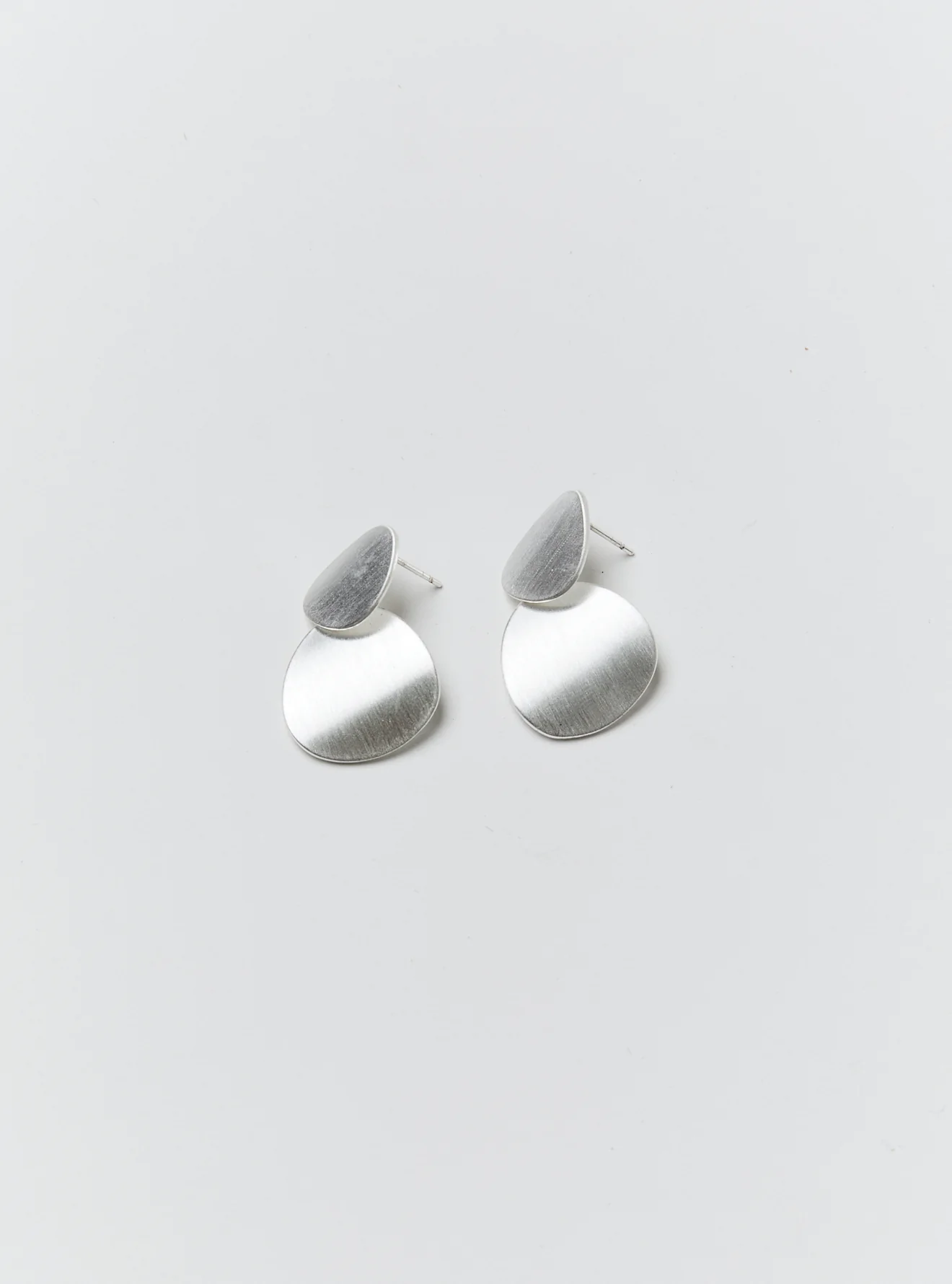 FRANKIE BRUSHED METAL EARRING