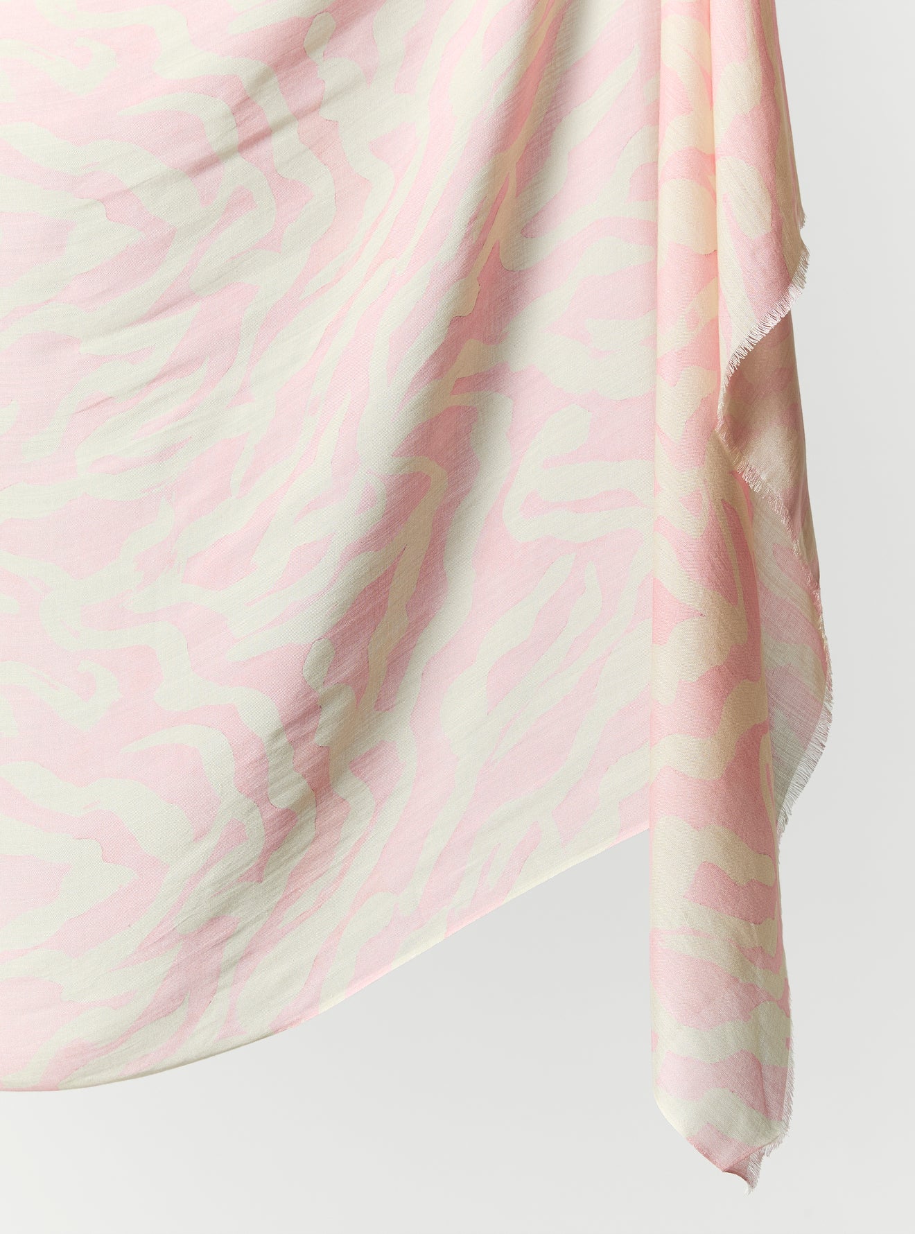 PINK RIBBONS SCARF - Image 5