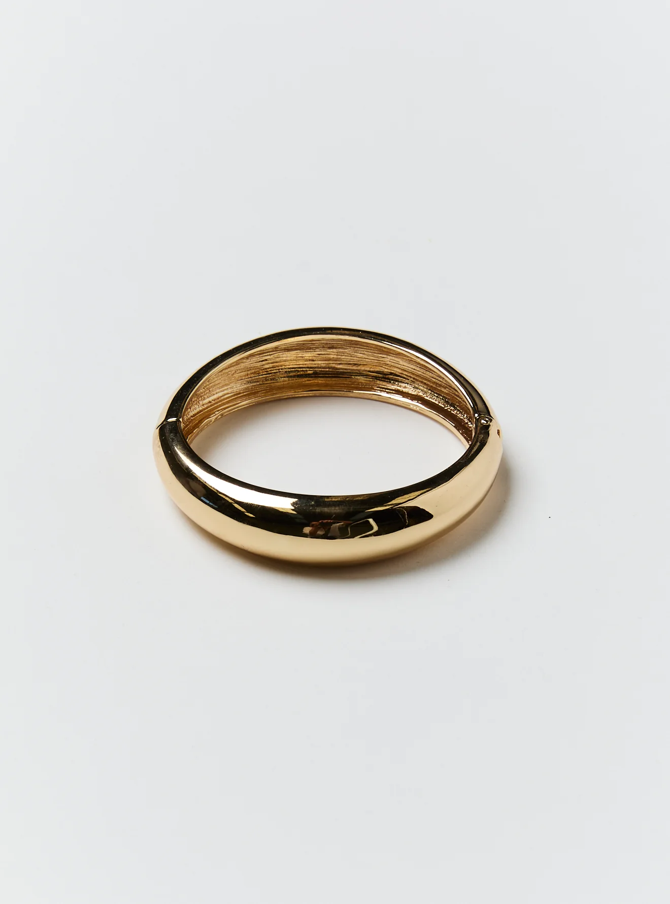 TAPERED HINGED BANGLE