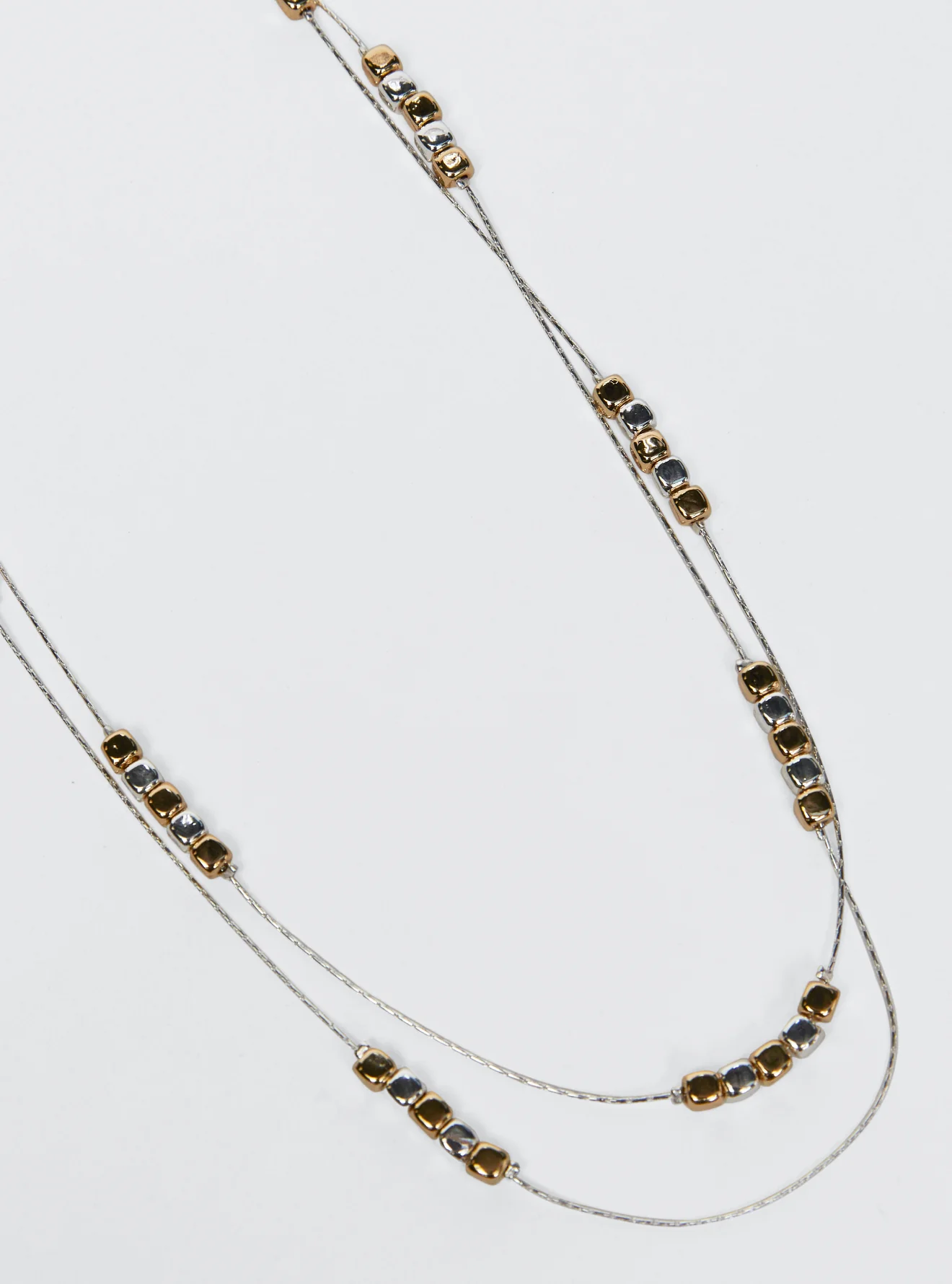 TWO TONE SQUARE BEAD NECKALCE