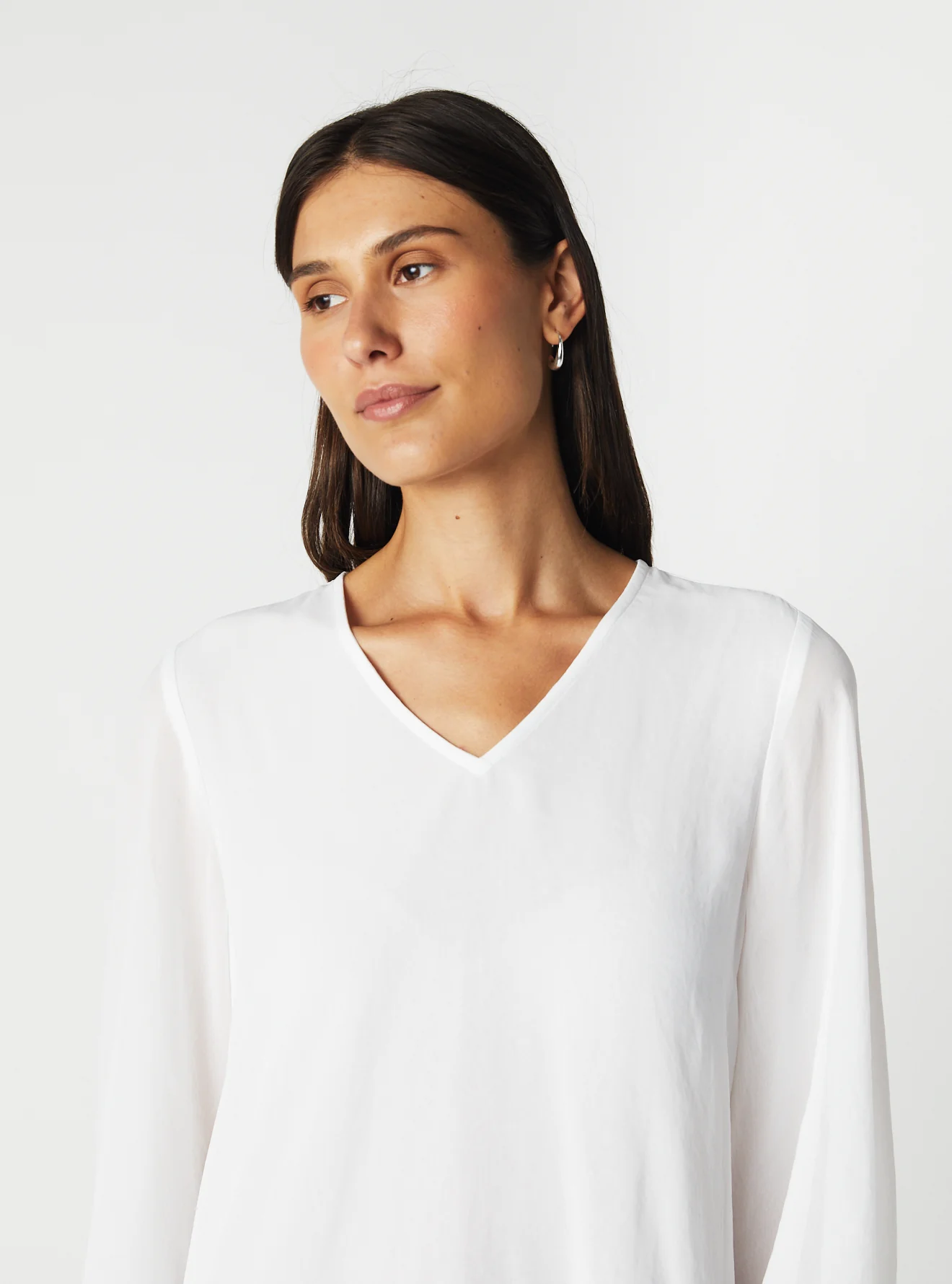 V-NECK LONG SLEEVE TOP - Image 4